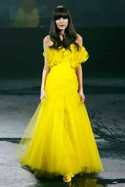 Look 18